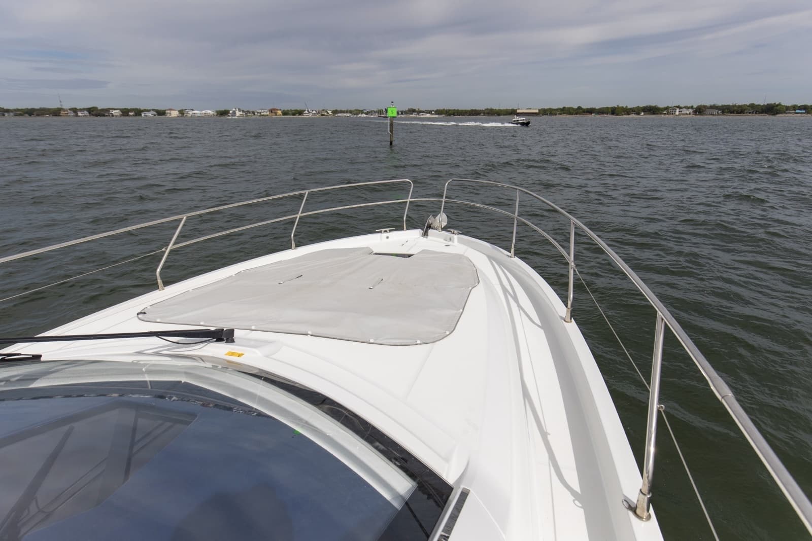 2022 Beneteau 41 Grand Turismo War Downs Eagle Bow (4)