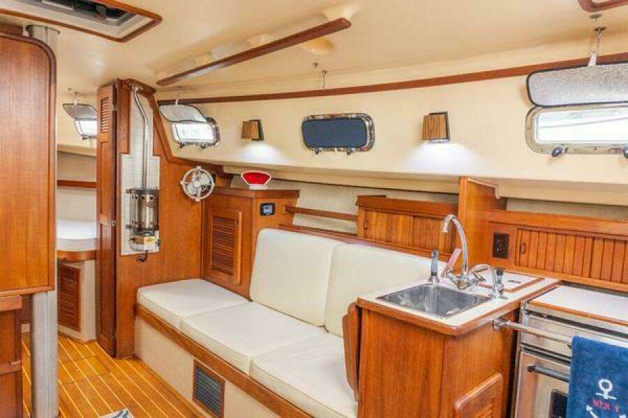 1997 Island Packet IP29