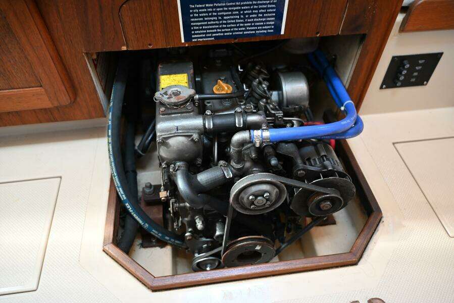 1997 Island Packet IP29