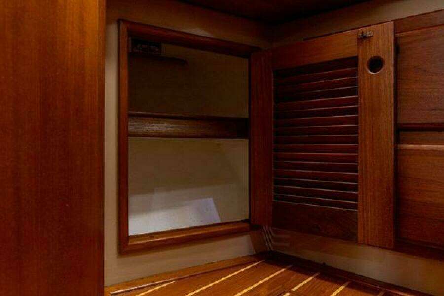 1997 Island Packet IP29