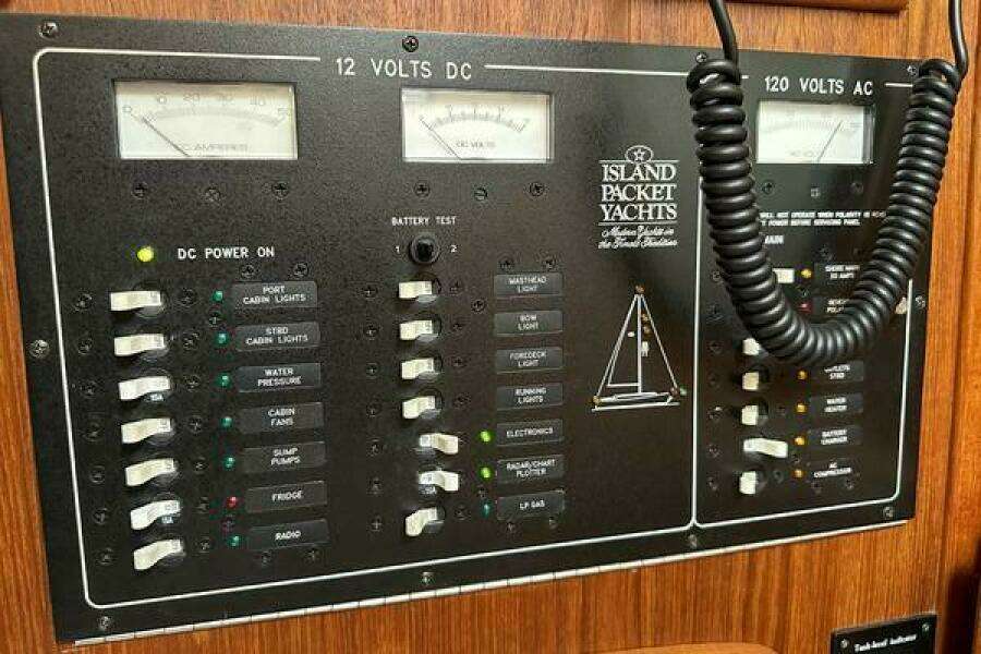 1997 Island Packet IP29