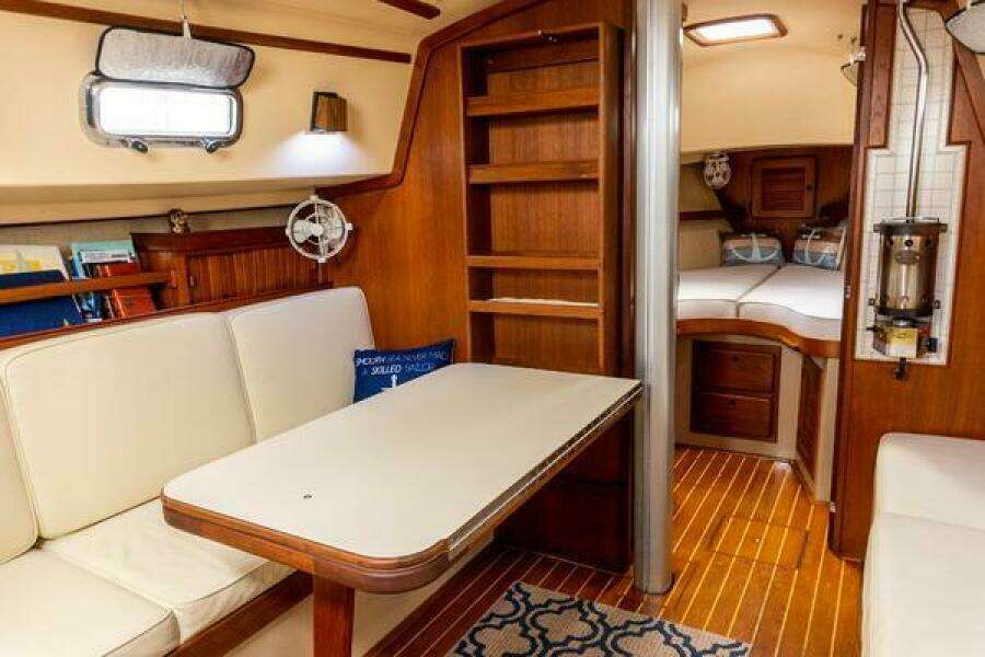 1997 Island Packet IP29