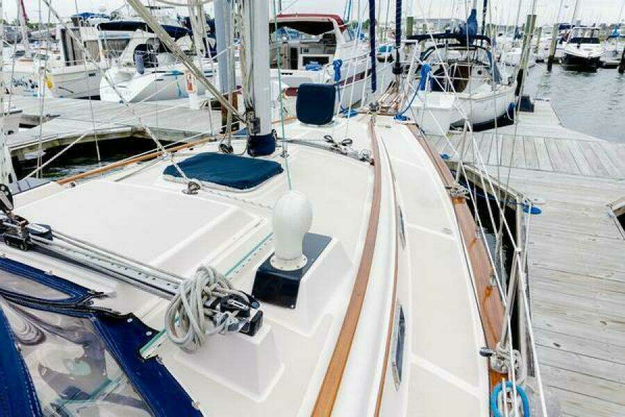 1997 Island Packet IP29