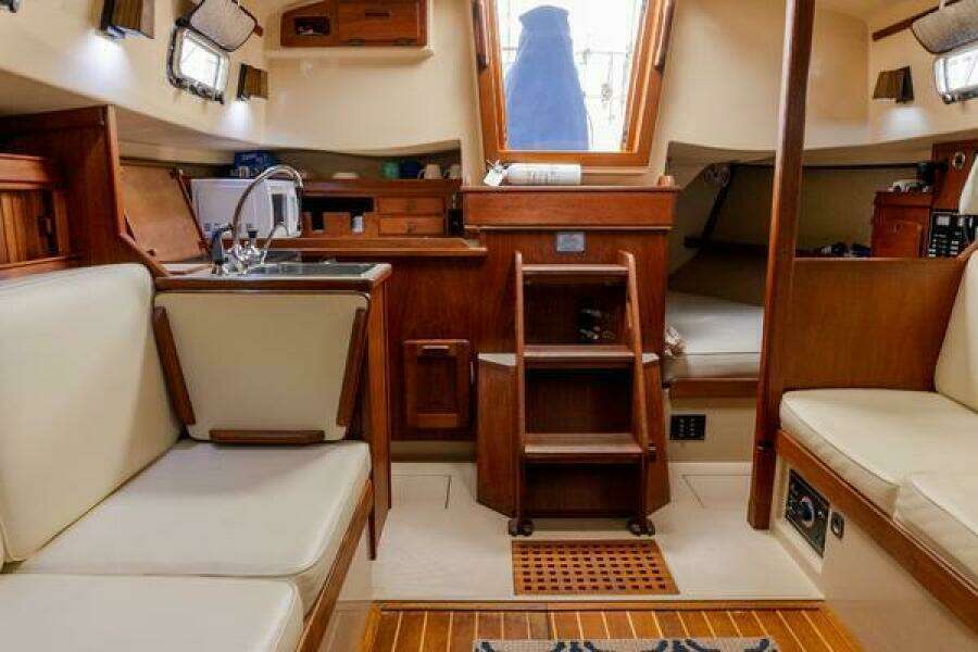 1997 Island Packet IP29