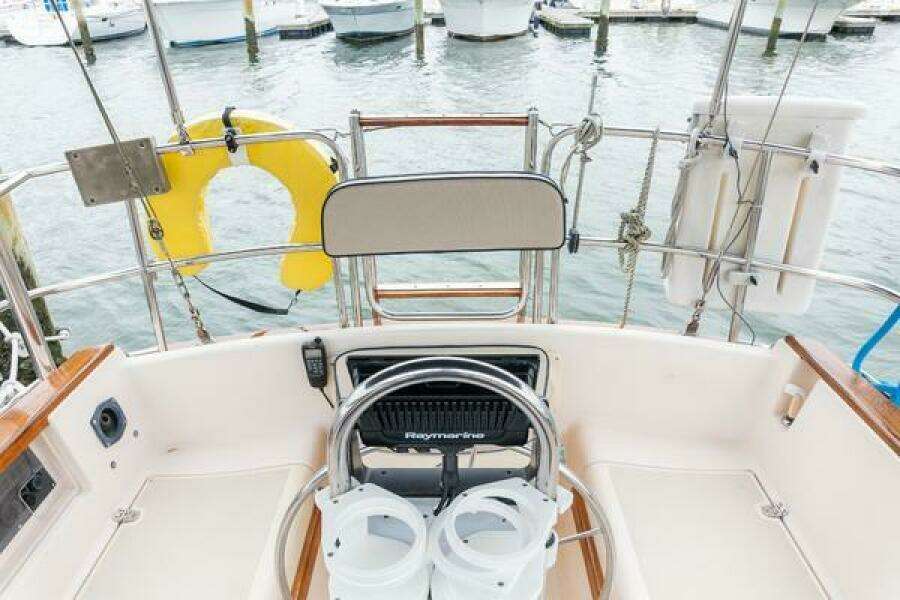 1997 Island Packet IP29