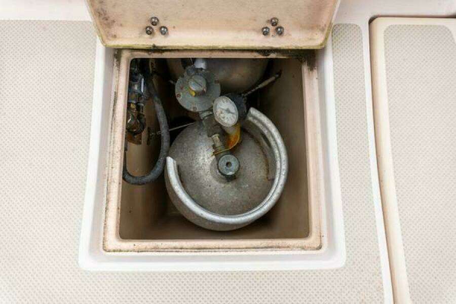 1997 Island Packet IP29