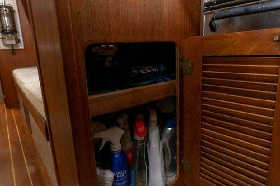 1997 Island Packet IP29