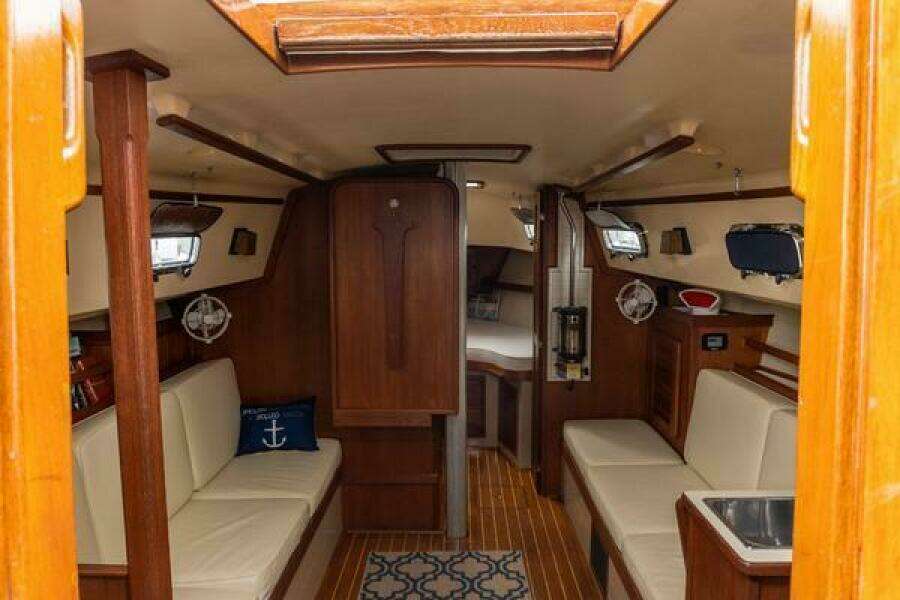 1997 Island Packet IP29