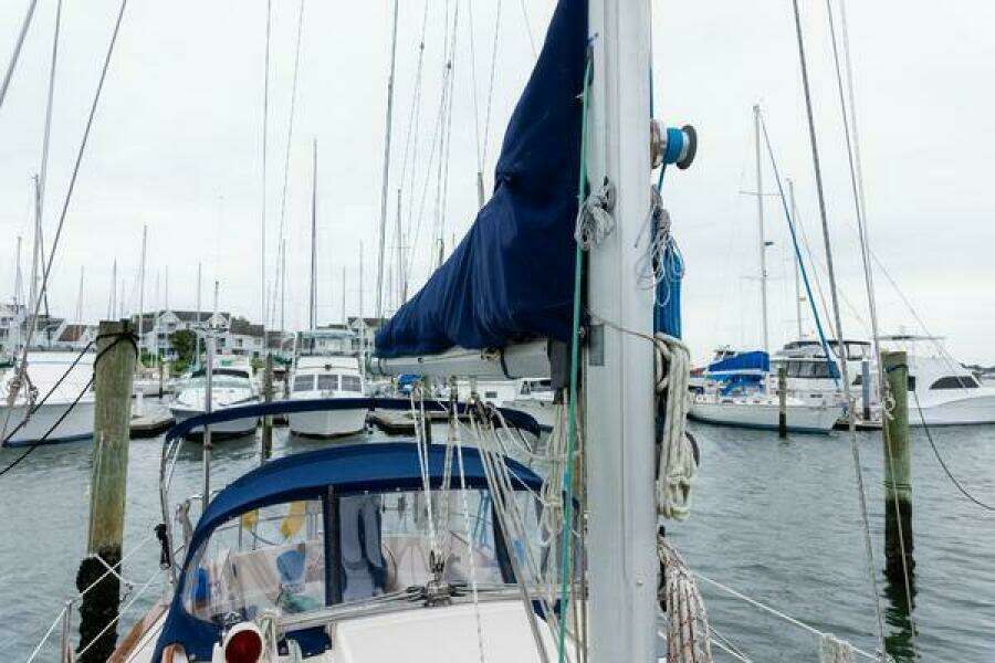 1997 Island Packet IP29