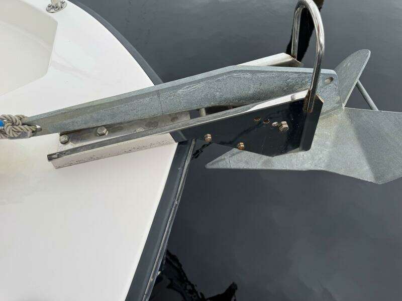 66 Nordic Tug 34 Anchor