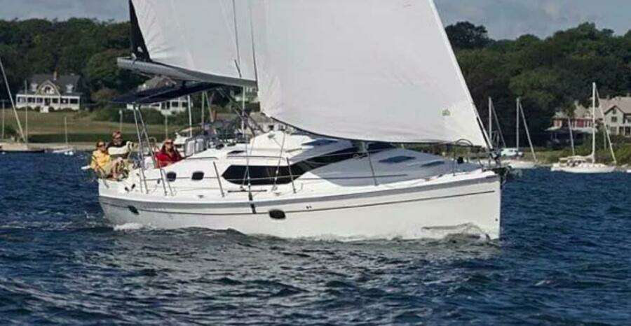 2009 Hunter 45 Deck Salon