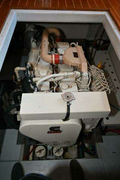 2005 Monk Flybridge Trawler