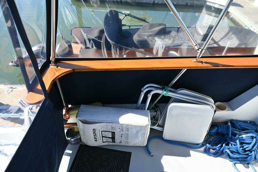 2005 Monk Flybridge Trawler