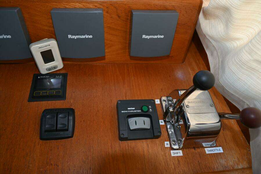 2005 Monk Flybridge Trawler