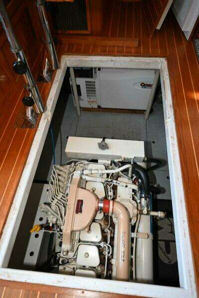 2005 Monk Flybridge Trawler