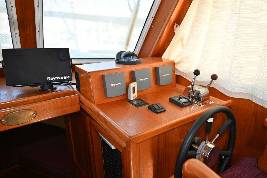 2005 Monk Flybridge Trawler