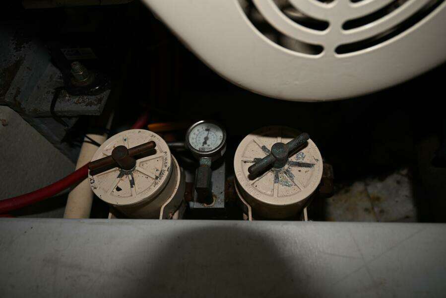 2005 Monk Flybridge Trawler