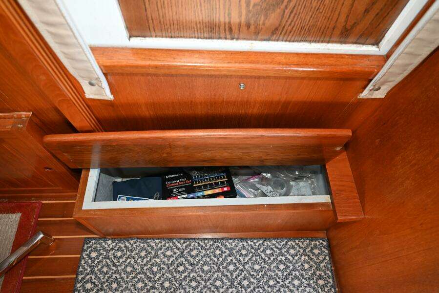 2005 Monk Flybridge Trawler