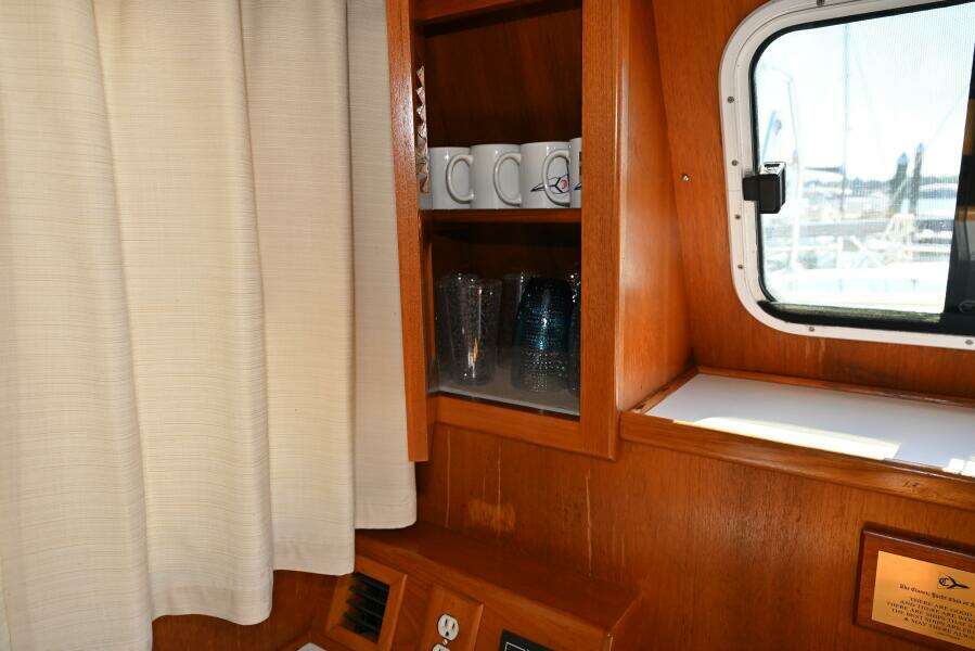 2005 Monk Flybridge Trawler