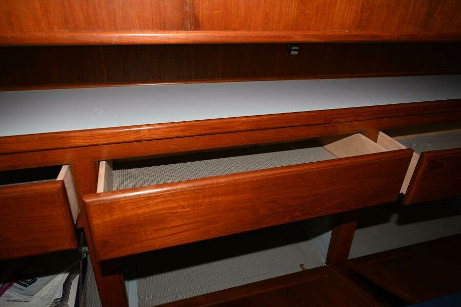 2005 Monk Flybridge Trawler