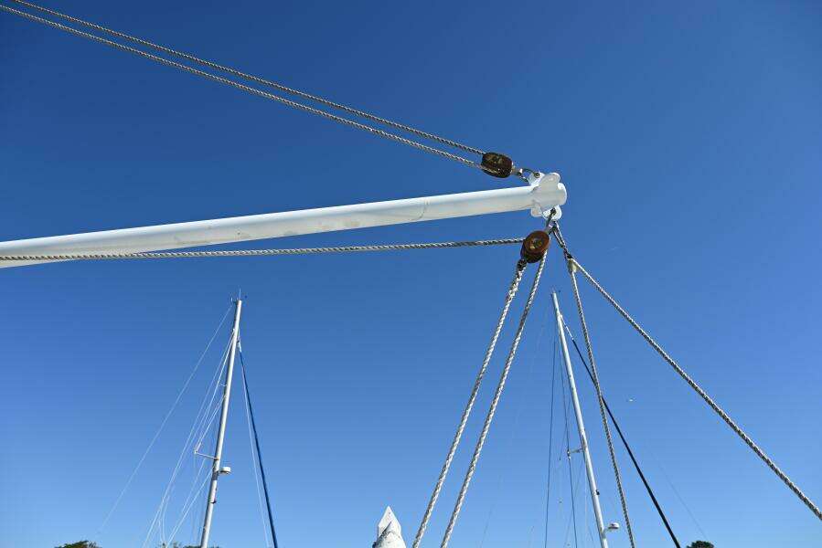 2005 Monk Flybridge Trawler