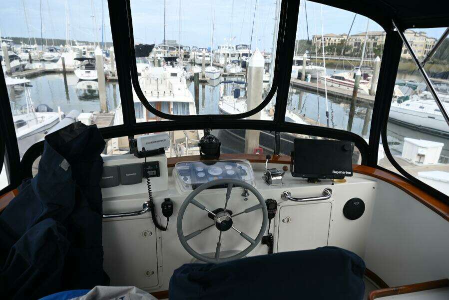 2005 Monk Flybridge Trawler
