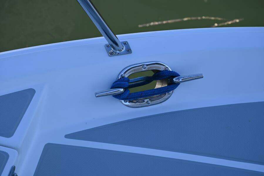 2005 Monk Flybridge Trawler