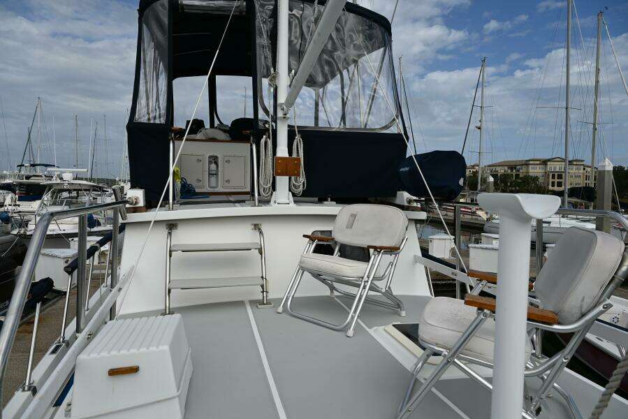 2005 Monk Flybridge Trawler