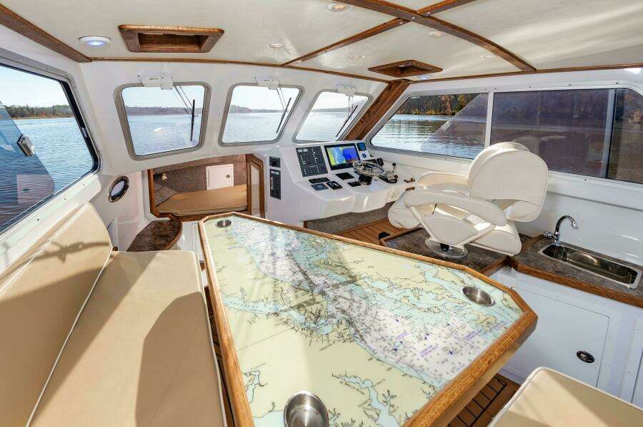 2024 Custom Chesapeake Bay Built Custom 33'