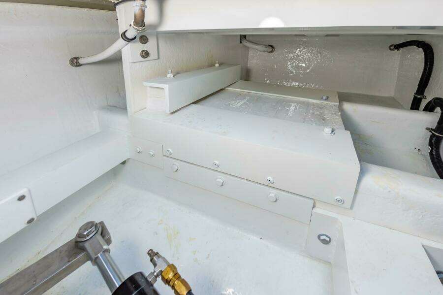 2024 Custom Chesapeake Bay Built Custom 33'