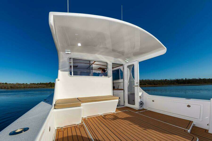 2024 Custom Chesapeake Bay Built Custom 33'