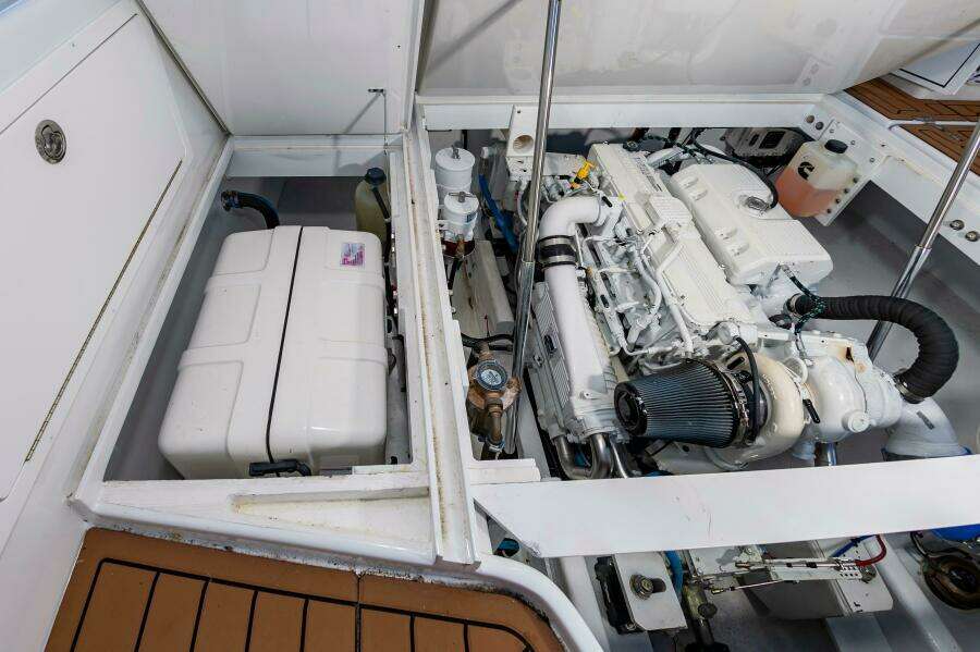 2024 Custom Chesapeake Bay Built Custom 33'