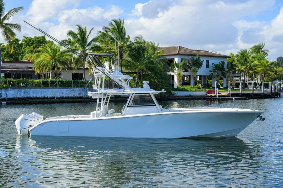 2021 Yellowfin 42