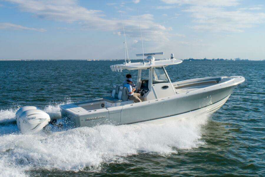 2022 Regulator 34 06