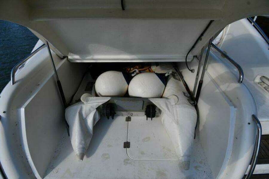 1997 Sunseeker Camargue 47