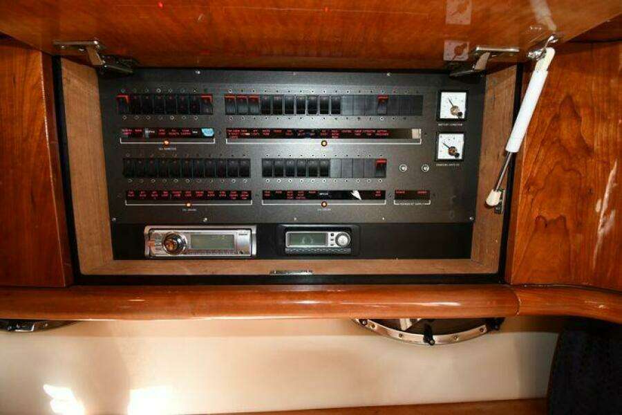 1997 Sunseeker Camargue 47