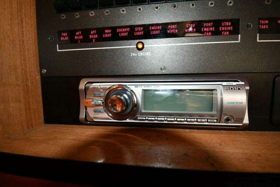 1997 Sunseeker Camargue 47