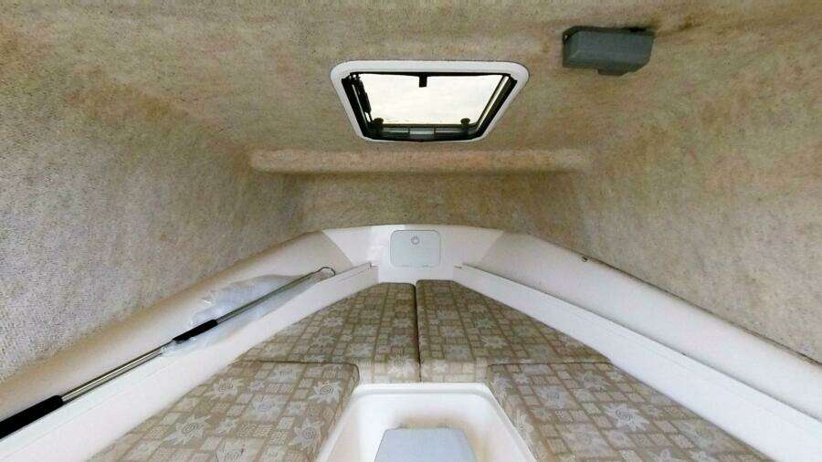 2005 Shamrock 246 Adventure