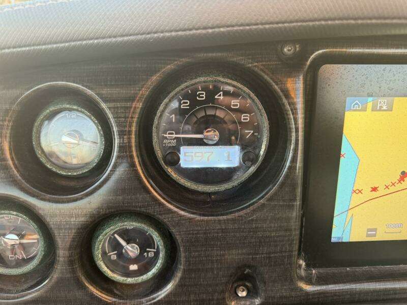 2018 Monterey 295 SY