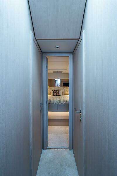 2021 Ferretti Yachts 500