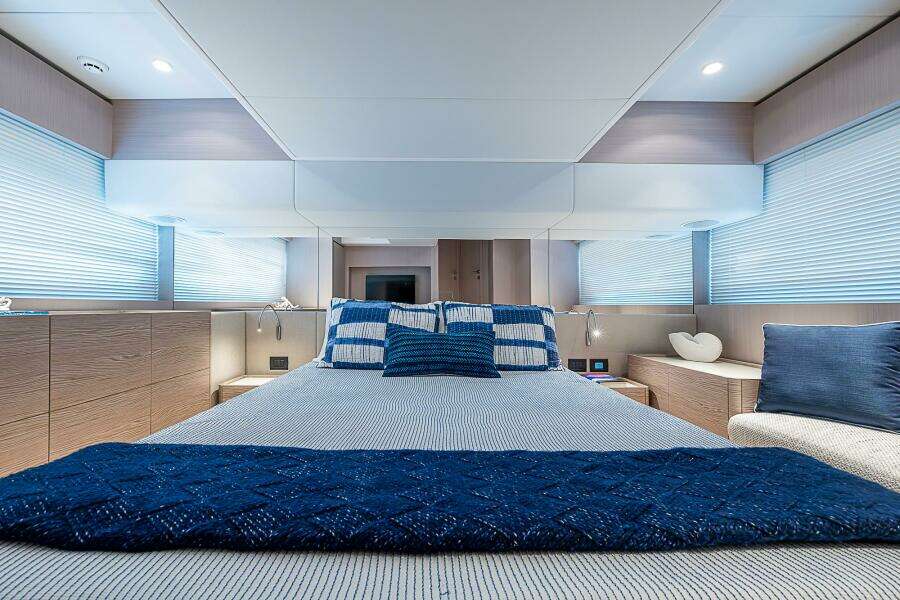 2021 Ferretti Yachts 500