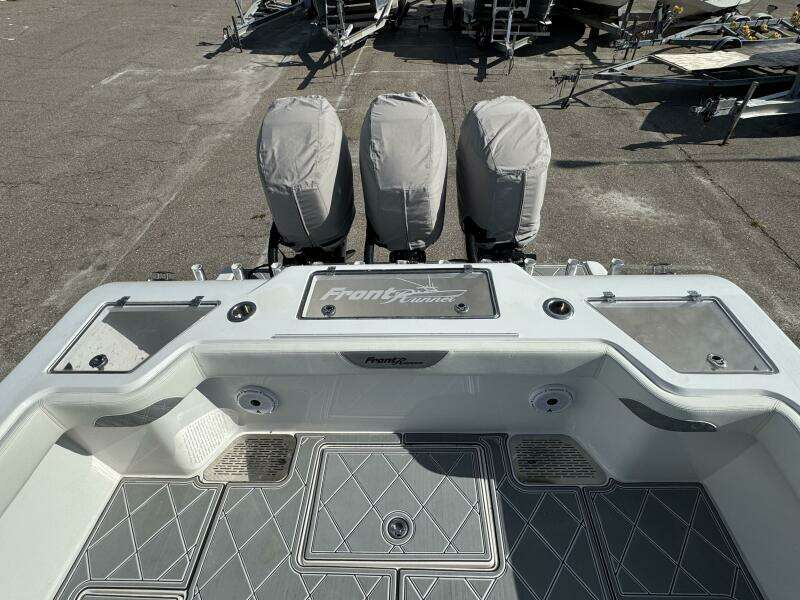 2023 Front Runner 36 CC