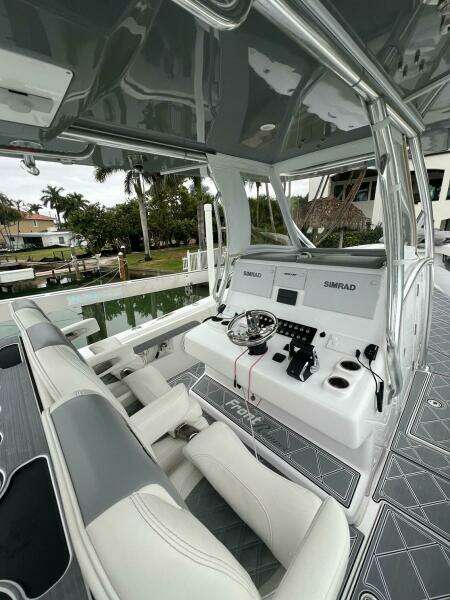 2023 Front Runner 36 CC