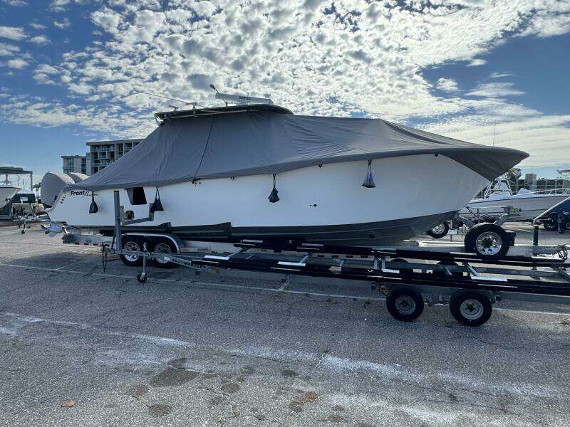 2023 Front Runner 36 CC