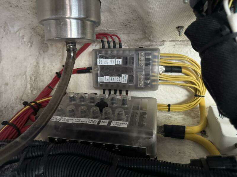 2023 Front Runner 36 CC