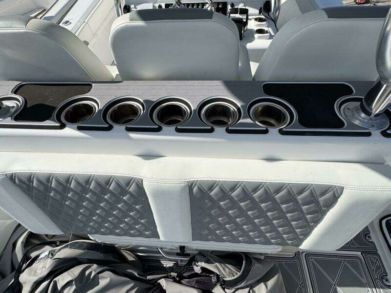 2023 Front Runner 36 CC