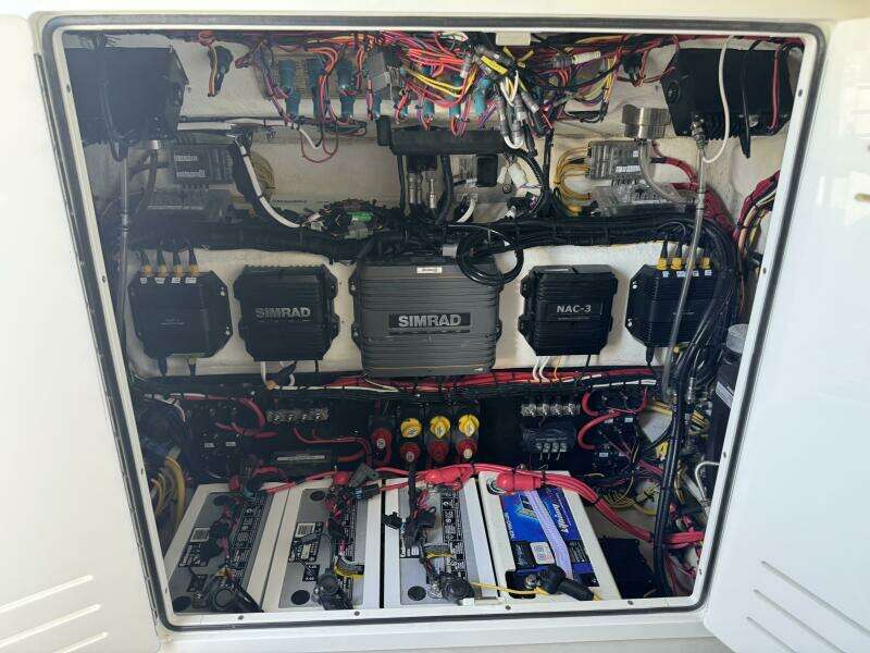 2023 Front Runner 36 CC