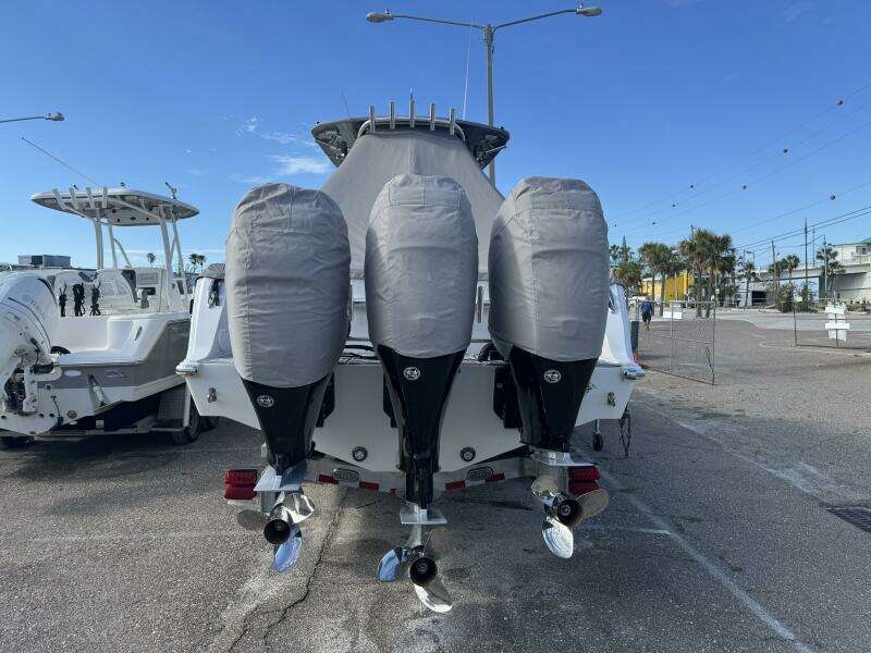 2023 Front Runner 36 CC