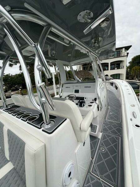 2023 Front Runner 36 CC