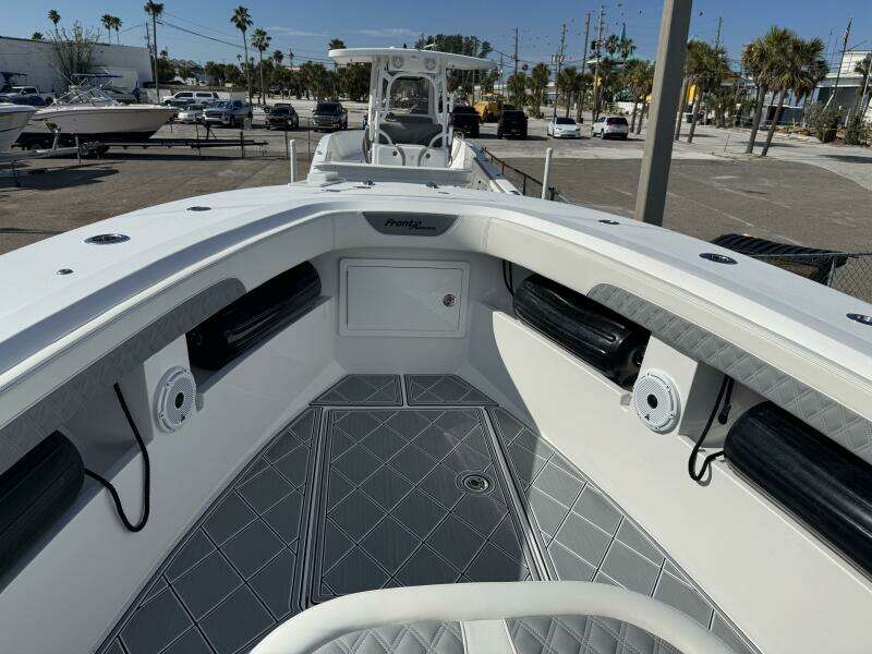 2023 Front Runner 36 CC